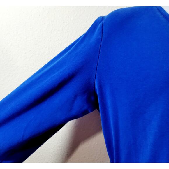 St John's Bay Blue V Neck 3/4 Sleeves Top Large Lightweight Soft Stretch - Picture 2 of 6